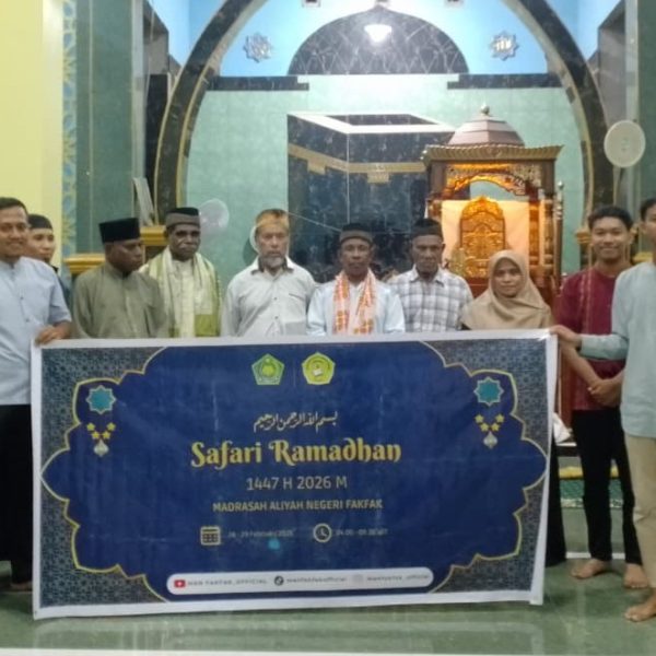 Pererat Silaturahmi, Tim Safari Ramadhan MAN Fakfak Sambangi Kampung Purwahab