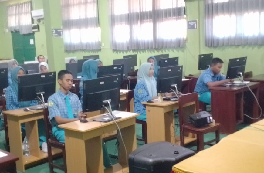 MAN FAKFAK UNGGULI SEKOLAH LAIN, KEPALA MADRASAH: “INI BUAH DARI KERJA KERAS DAN DOA”